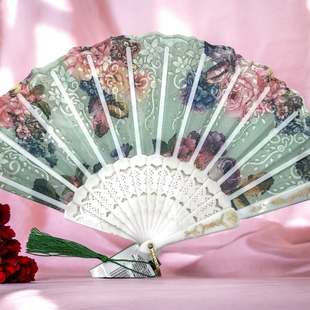 5 for $20🫟🛍️🔵 Foldable Oriental Style Hand held fan. NWT
